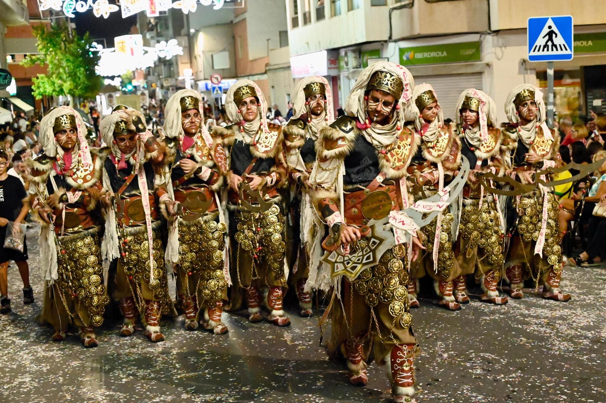 El esplendor de la Entrada Mora conquista Crevillent