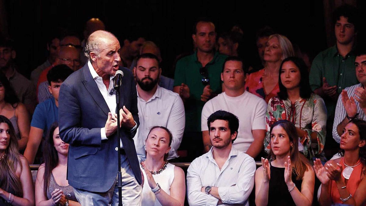 Camps, el dia de la presentació de la seua candidatura