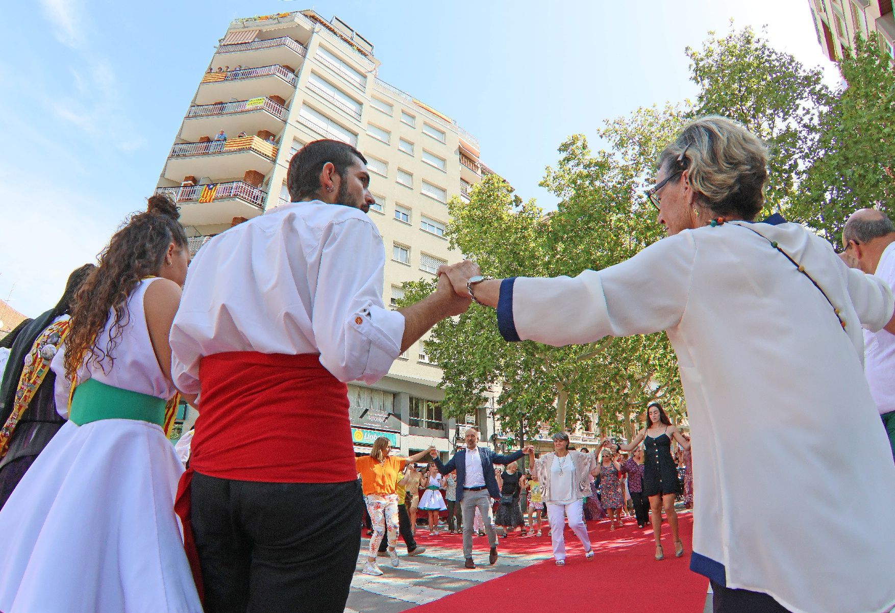 Així ha estat l'acte institucional per la Diada a Manresa