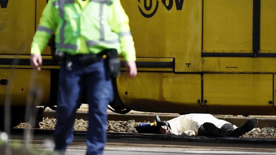 Al menos un muerto en el tiroteo de Utrecht.