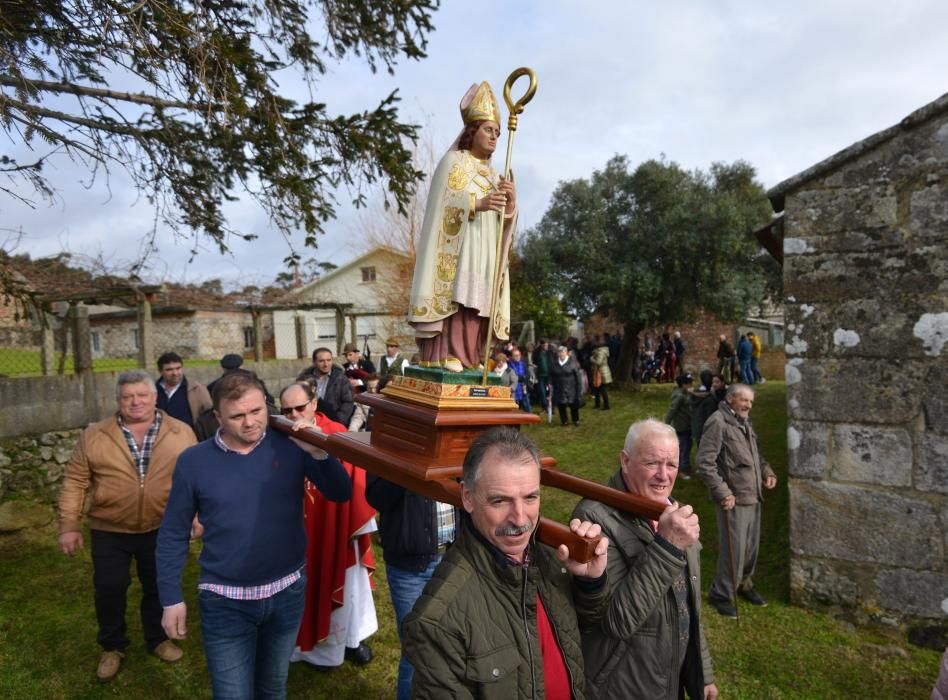 Subasta de ofrendas en Arra para despedir la fiesta