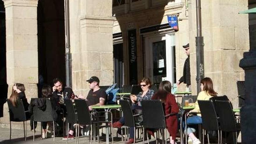 Una de las terrazas ubicadas en la ciudad. // Iñaki Osorio