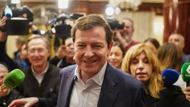 Mañueco proclama que habrá un Gobierno "presidido por el Partido Popular y para todos"