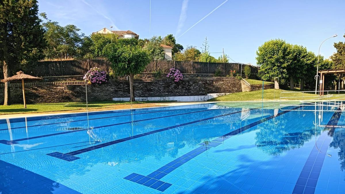 Piscina municipal de Alcántara