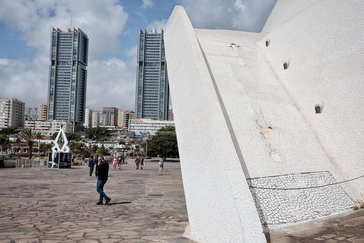 Mal estado de la fachada del Auditorio