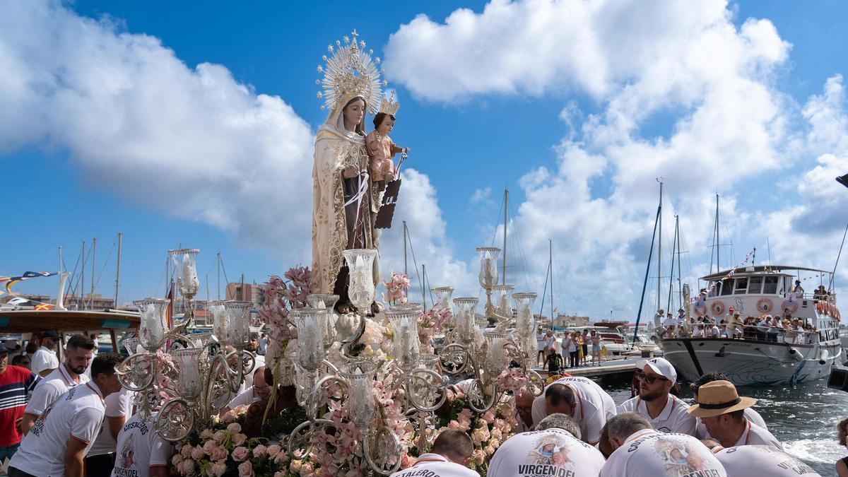San Pedro del Pinatar encuentra en la Patrona de los marineros el símbolo de su historia, sus raíces y su futuro.