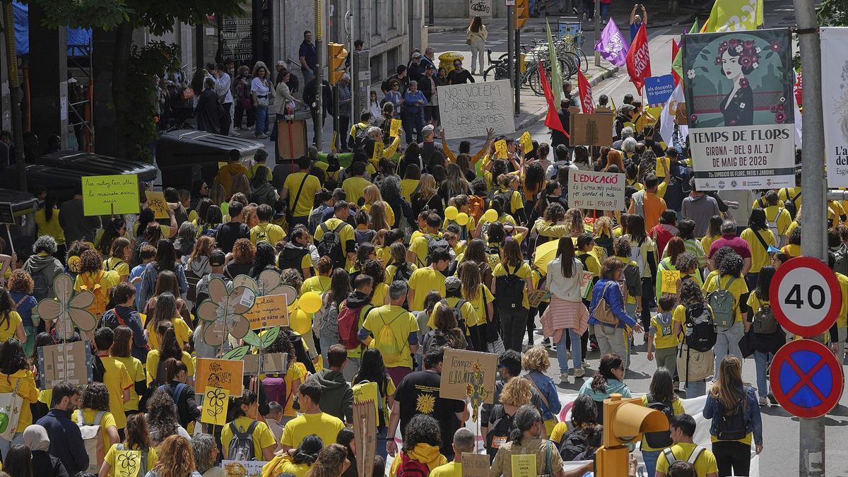 Les imatges de la protesta dels docents a la ciutat de Girona