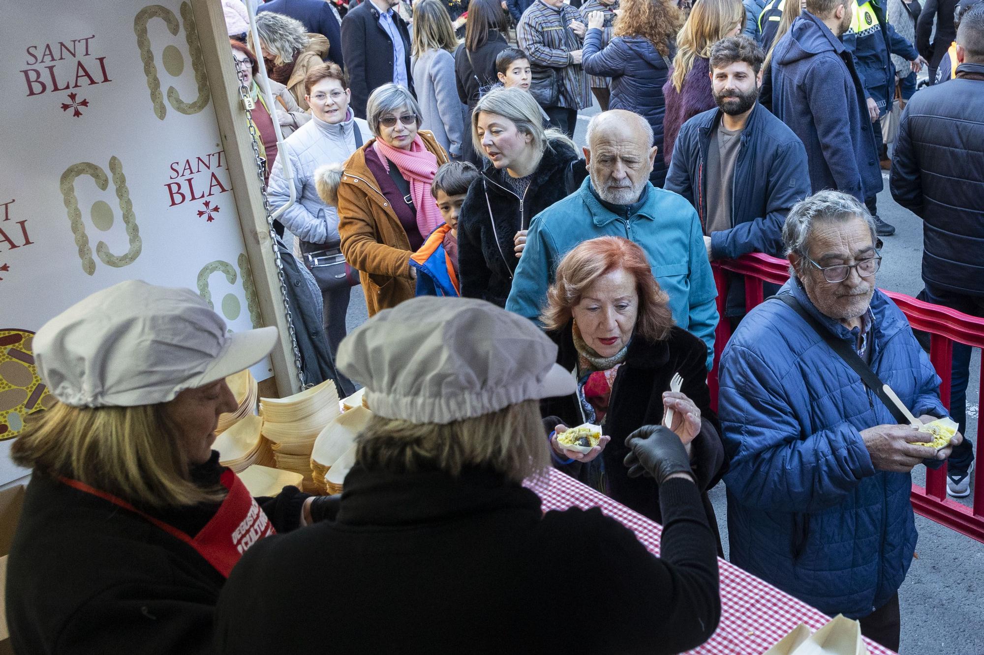 Torrent vive el Sant Blai más multitudinario