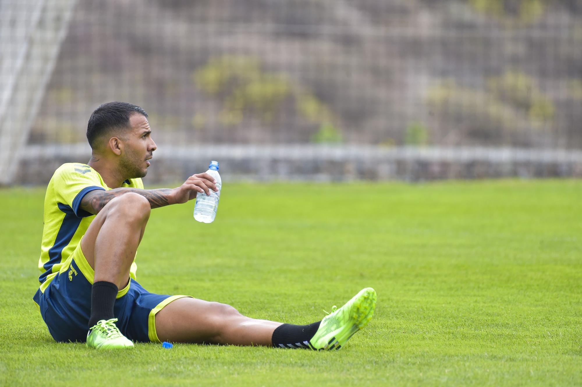 Entrenamiento de Jonathan Viera (24/08/2021)