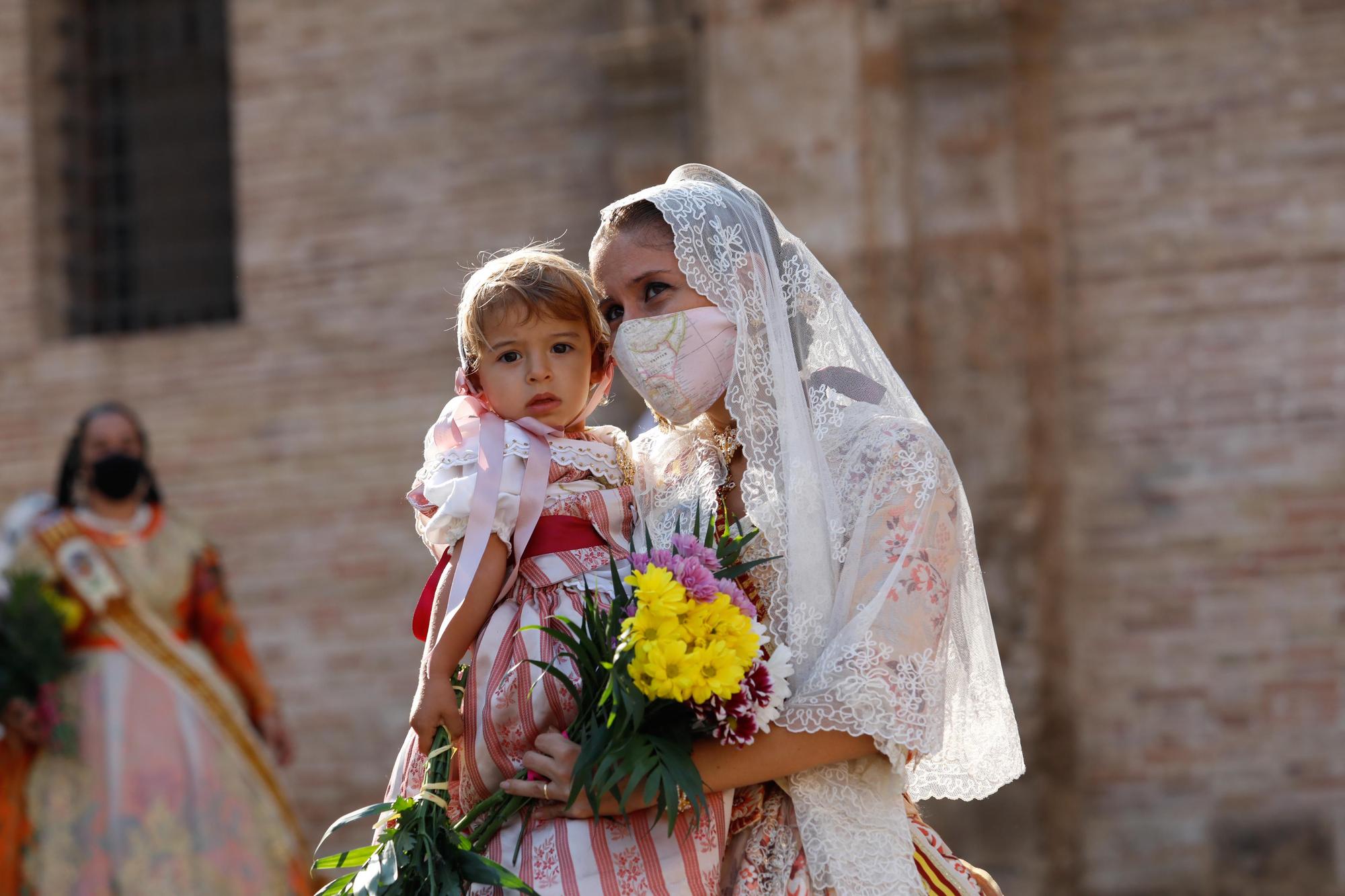 Búscate en el segundo día de Ofrenda por las calles del Mar y Avellanas (entre las 10:00 y 11:00 horas)