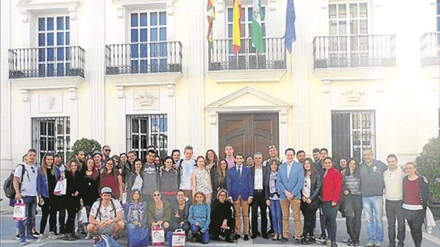 Unos 40 jóvenes europeos en Cabra a través del Erasmus+