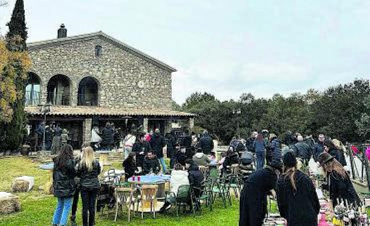 La segona edició del Cal Segudet Market de Castellnou de Bages reuneix gairebé 300 assistents | ARXIU PARTICULAR