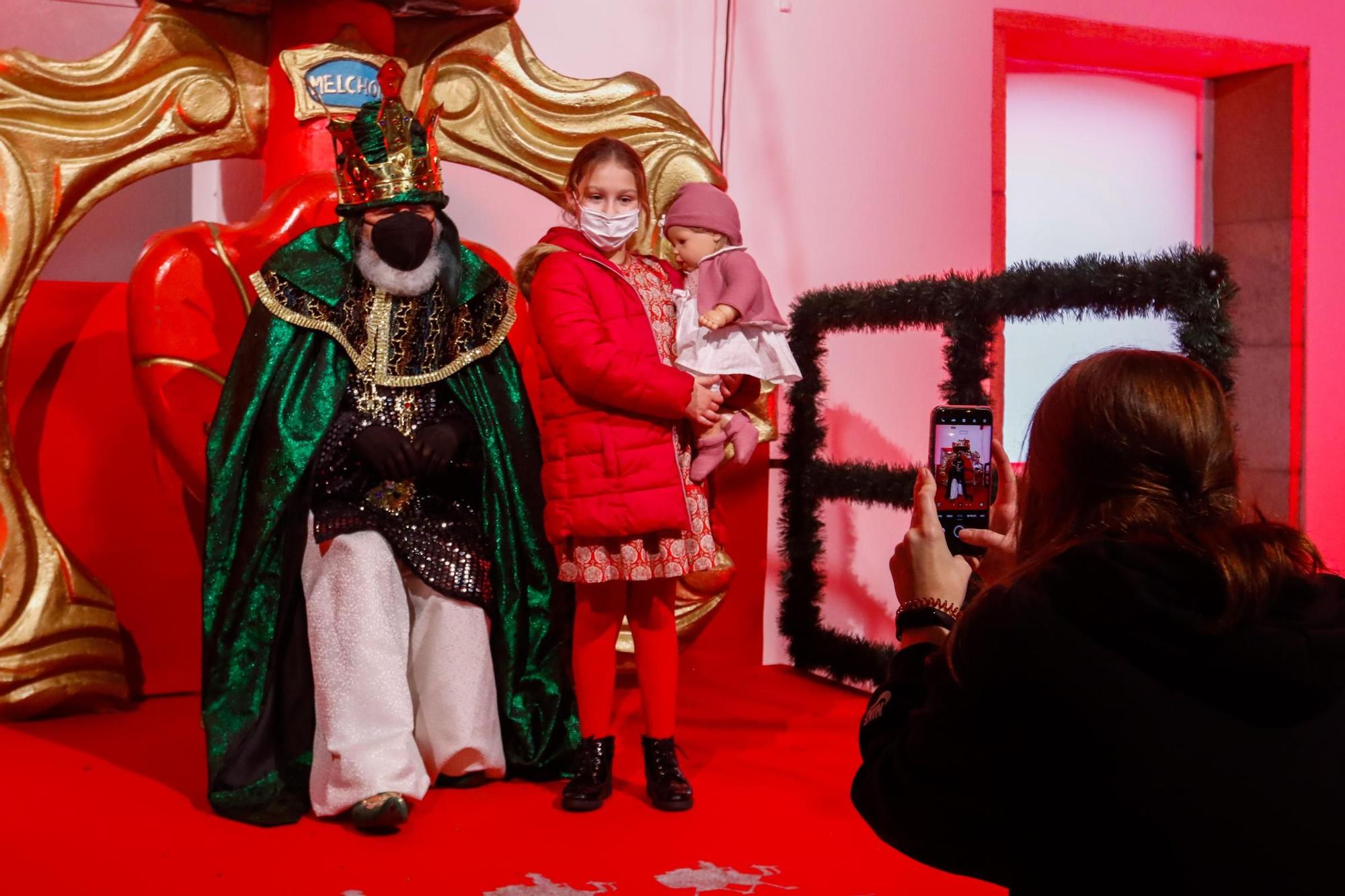 Los Reyes Magos planifican su gran noche con entrevistas previas en Vilagarcía