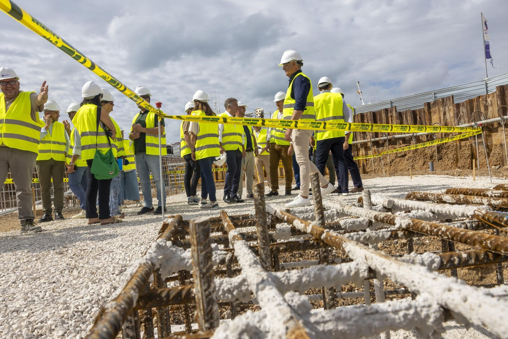 Visita del conseller de Infraestructuras al puerto de Torrevieja