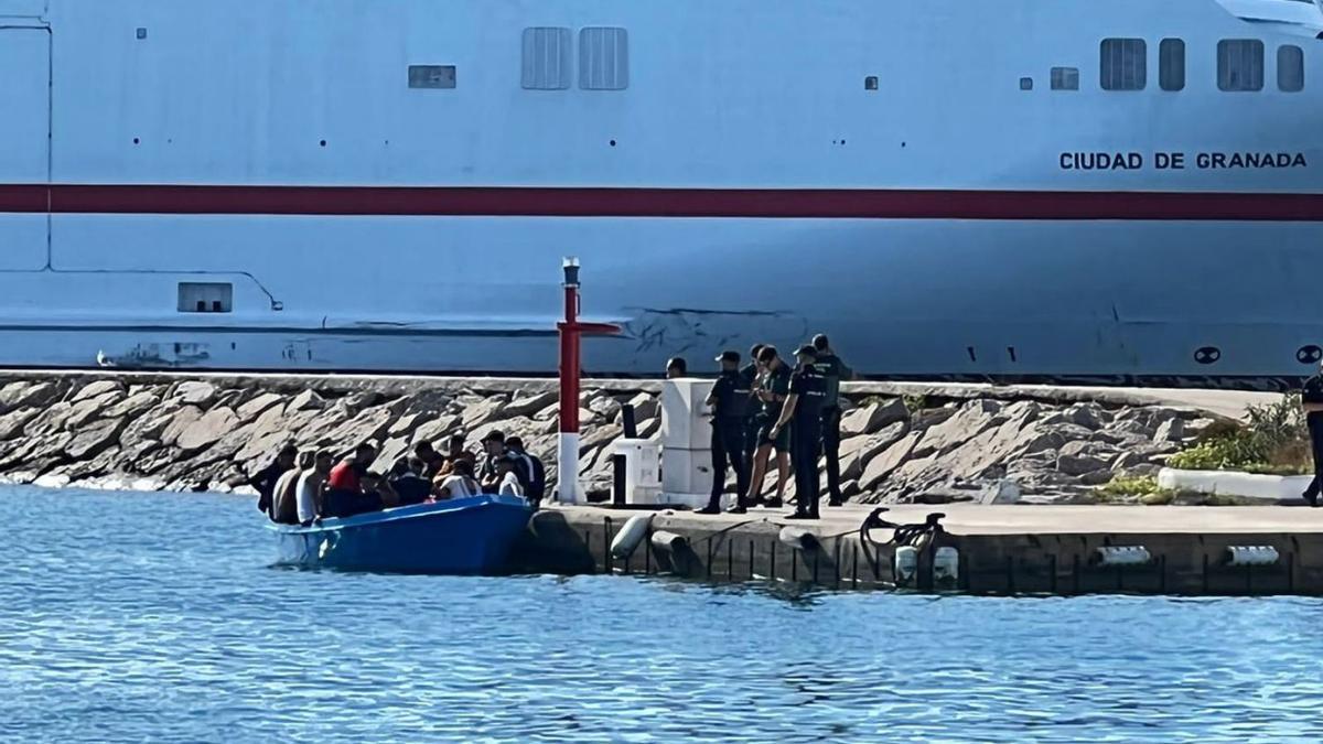 Llegan 53 migrantes a las Pitiusas en tres pateras en apenas siete horas
