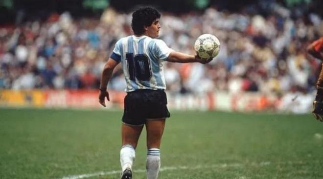 Diego Maradona (Argentina): 21 partidos