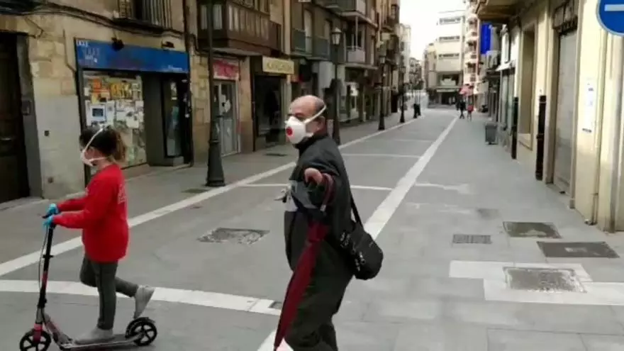 Los pequeños héroes salen este domingo a la calle por primera vez en mes y medio
