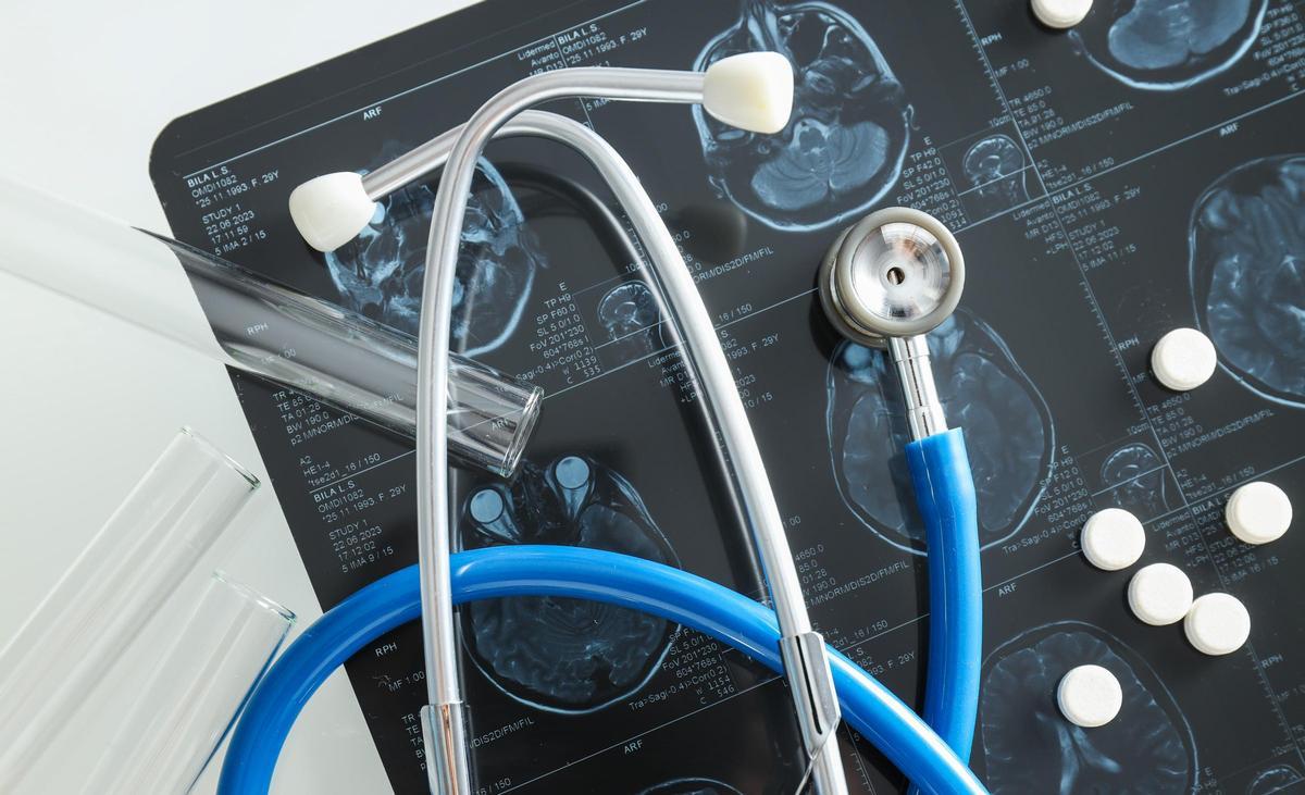 El Servicio de Medicina Interna del Hospital Quirónsalud Valencia, dirigido por el Dr. Jon Ortiz, basa su modelo en una visión global del paciente y en la coordinación entre especialidades.