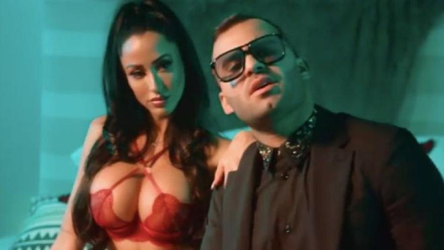 Jesé Rodríguez y Aurah Ruíz suben la temperatura con su nuevo videoclip