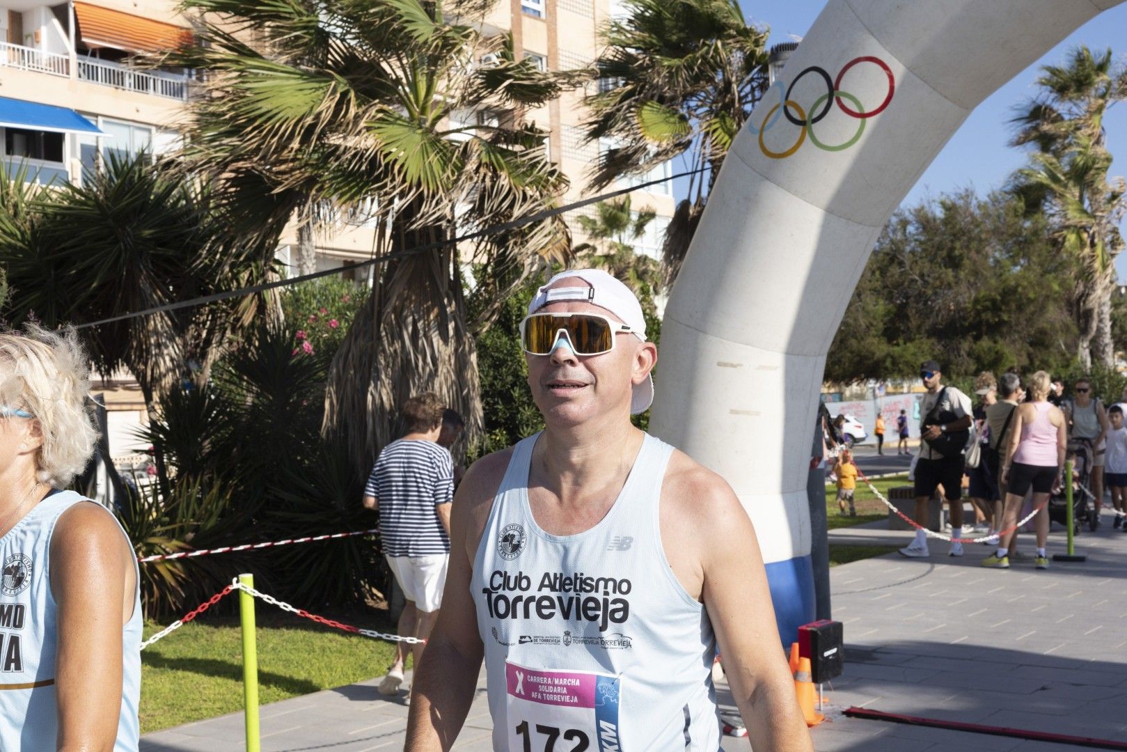 Así fue en imágenes una nueva edición de la carrera solidaria de AFA Torrevieja