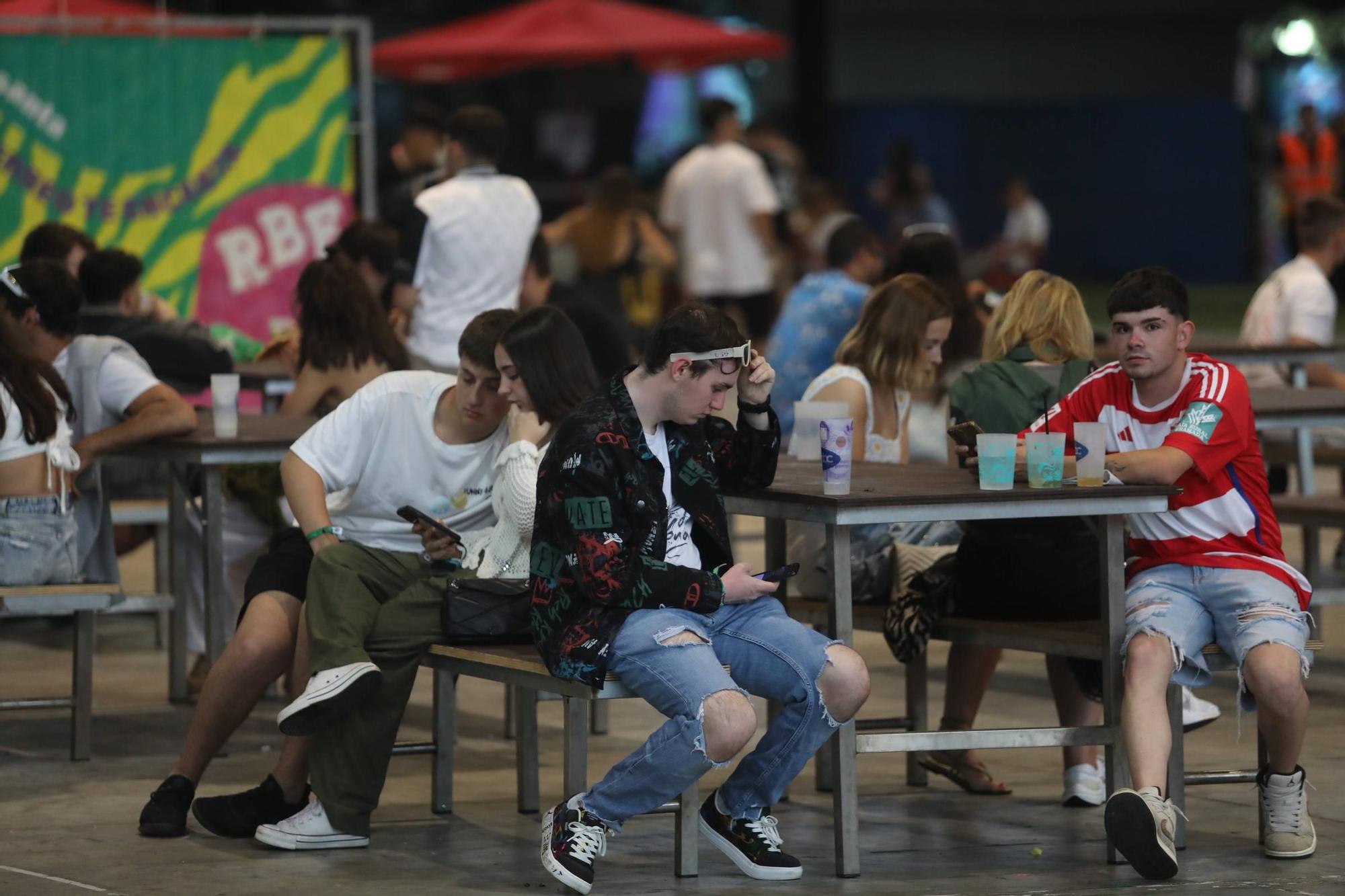 En imagenes | Segunga jornada del Reggaeton Beach de Avilés
