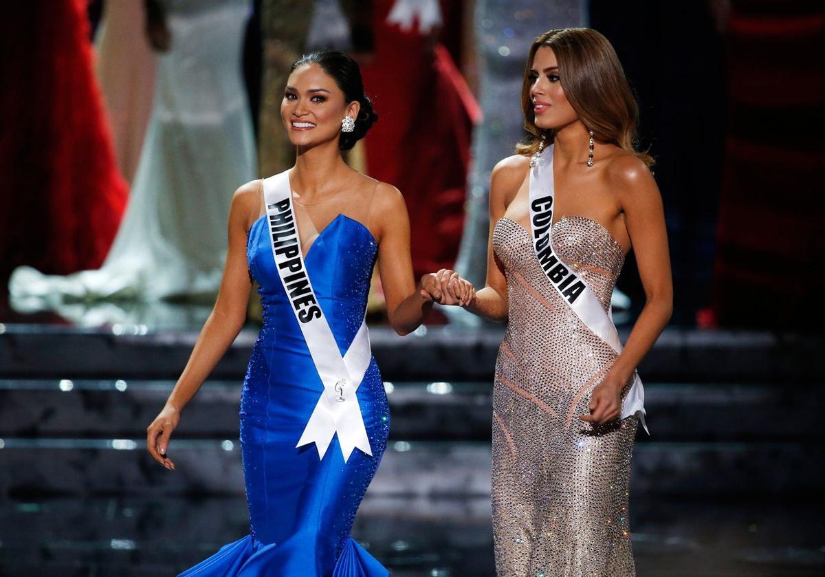 Miss Filipinas junto a Miss Colombia en Miss Universo 2015