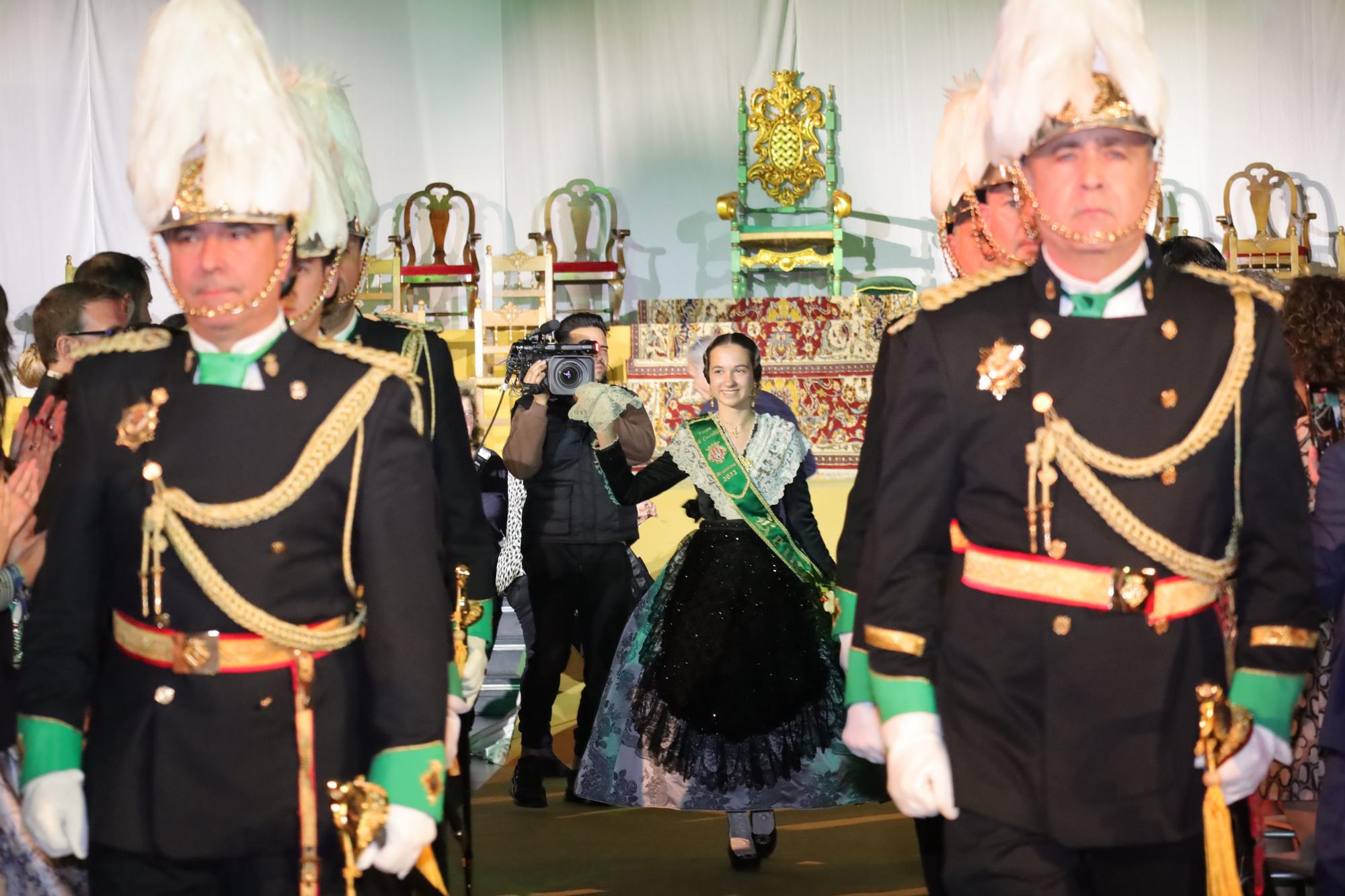 Galania a la reina infantil de las fiestas de la Magdalena