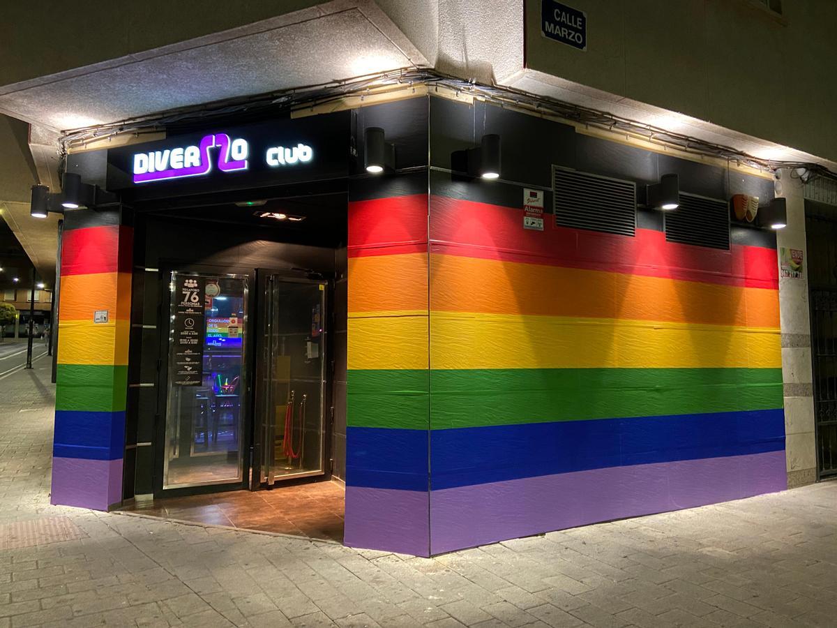 Fachada del club LGTBI+ Diversso, en Albacete.