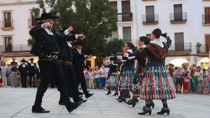Video | Festival Internacional de Folklore 'Ciudad de Cáceres'.