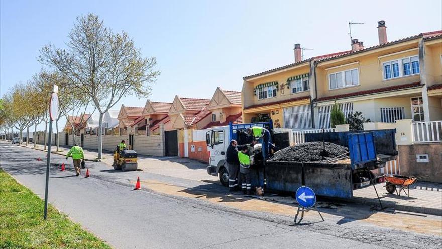 El Ayuntamiento de Plasencia pone en marcha una campaña integral de bacheo