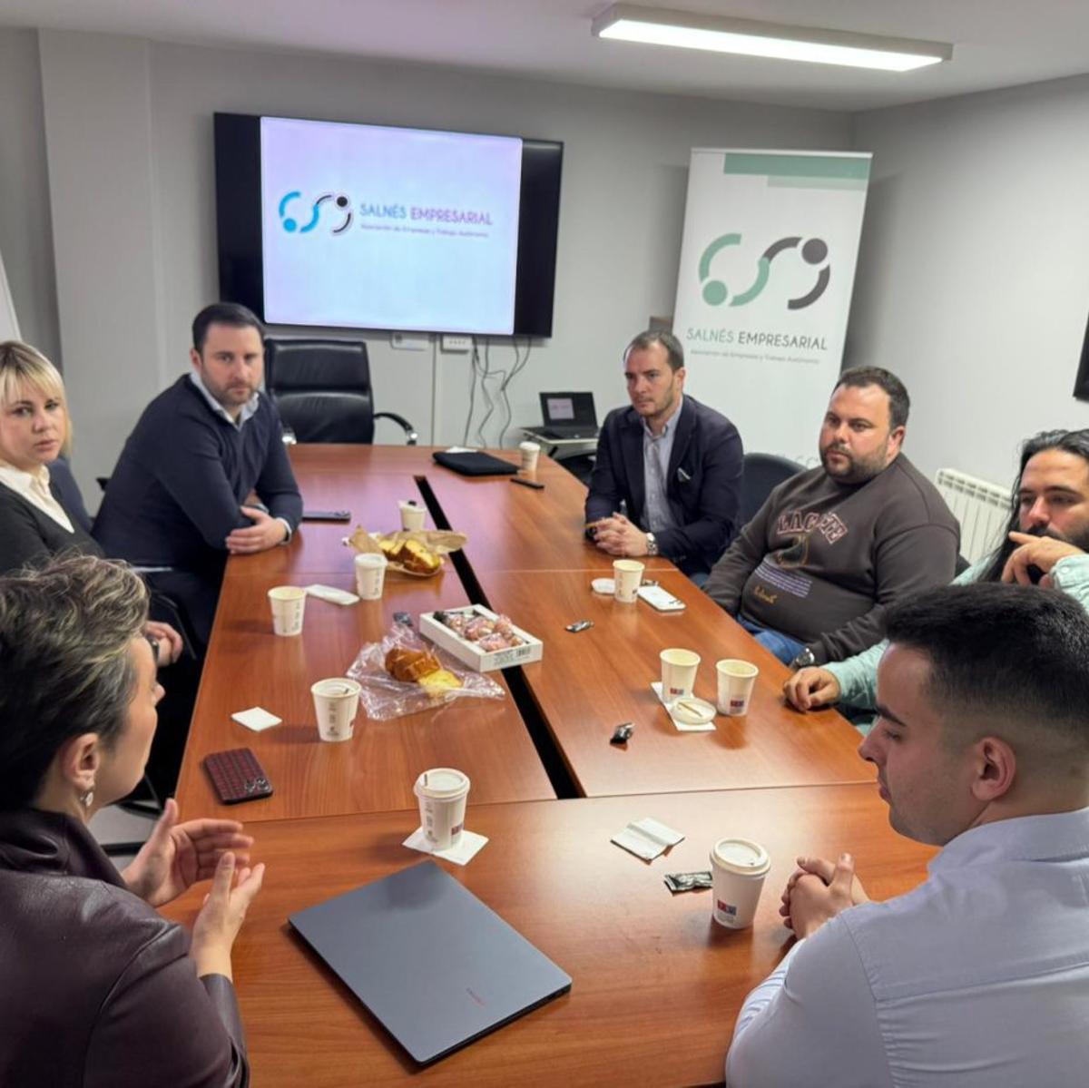 Un momento de la asamblea celebrada ayer. | FDV