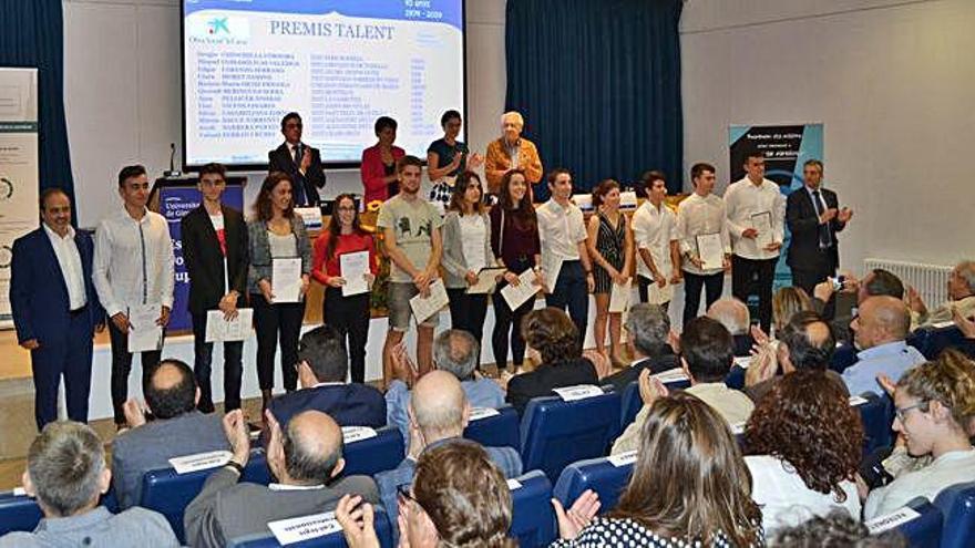 Tots els guardonats i els promotors dels premis durant l&#039;acte d&#039;entrega, el 10 d&#039;octubre.