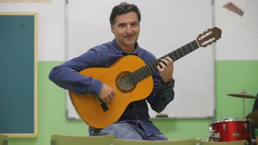Guillermo Salinas: «Con el flamenco, los alumnos aprenden a saber escuchar»
