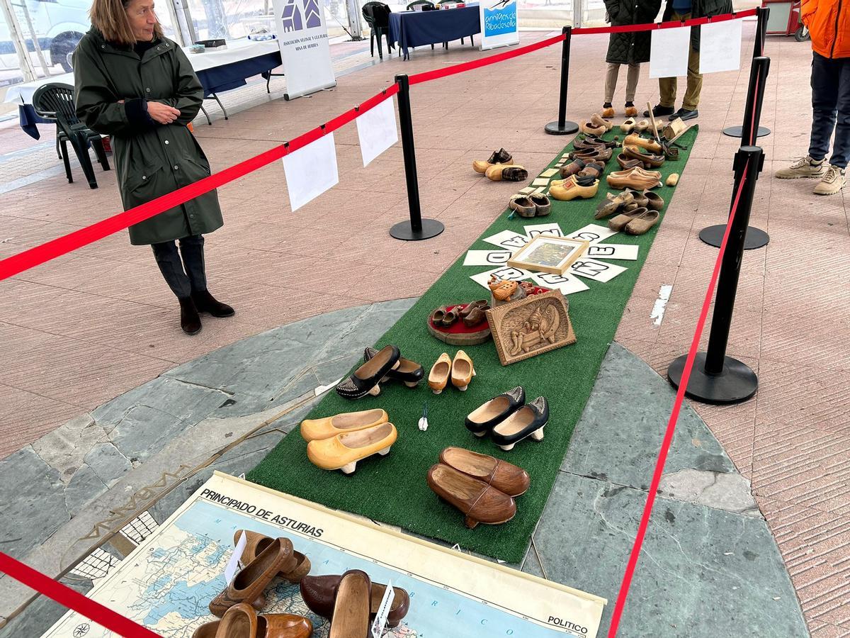 Ribadesella celebra una singular jornada de actividades en torno a les madreñes