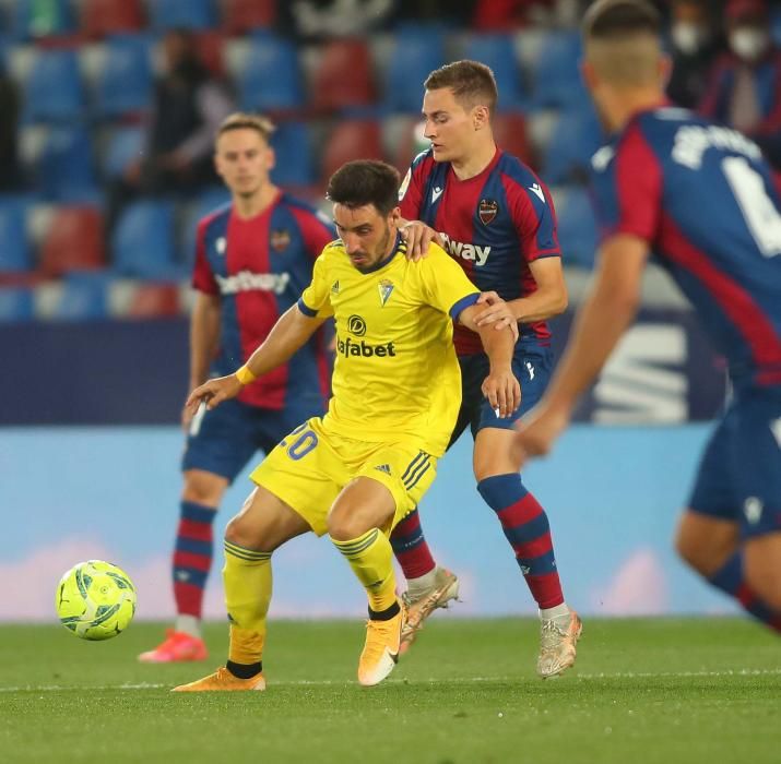 Levante UD - Cádiz, en imágenes