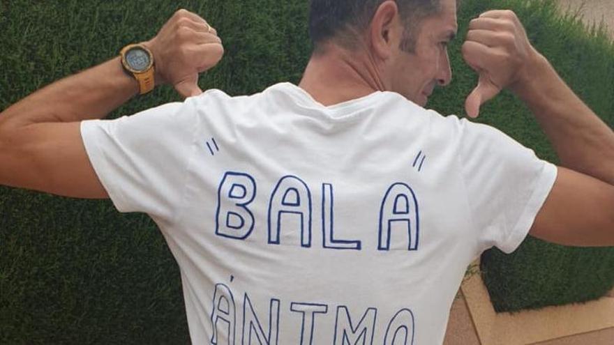 Daniel Muñoz, con la camiseta de apoyo a Alejandro Valverde