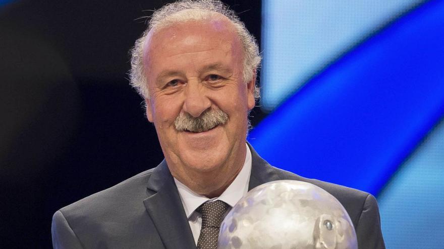 Vicente del Bosque, en su investidura como miembro del Salón de la Fama, en 2015. | Pachuca