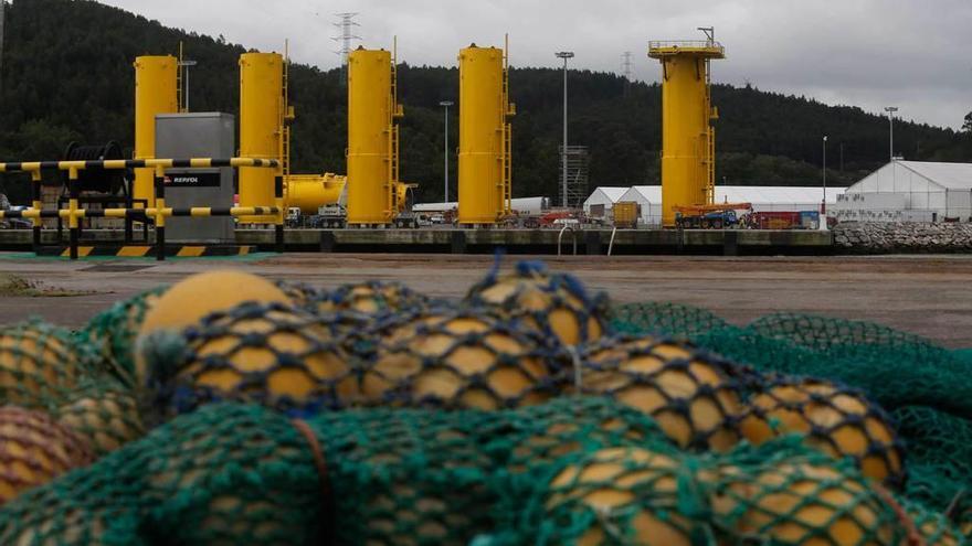 Las estructuras de Idesa, preparadas para su embarque en el puerto.