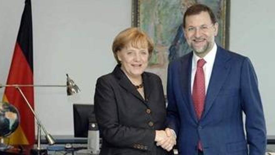 Merkel destaca que Rajoy tiene &quot;un mandato claro&quot;