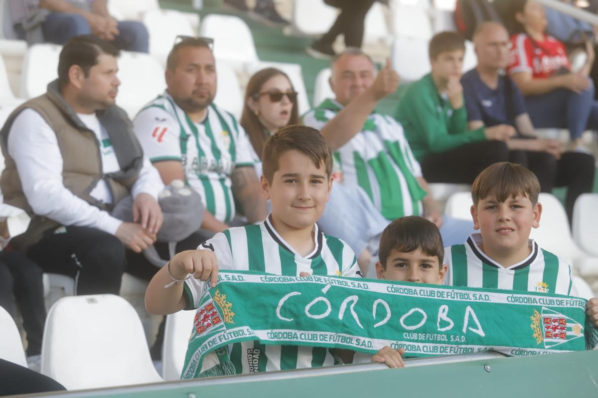 Córdoba CF-Mirandés | Las imágenes de la afición en El Arcángel