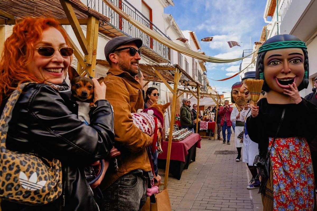 El Porrat de Sant Blai de Potries sempre és un èxit; El poble, de gom a gom