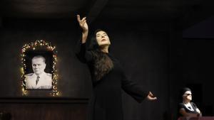 Marina Abramovic fusiona erotisme i tradicions balcàniques al Liceu