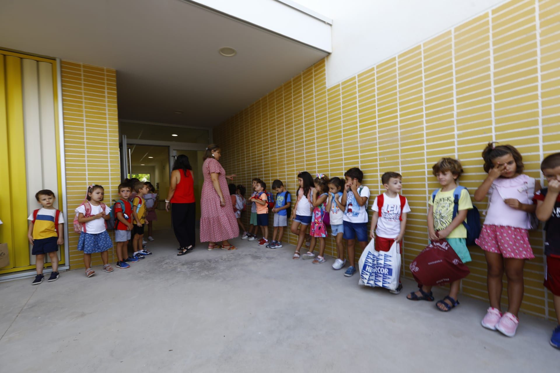 Así se ha vivido la vuelta al cole en el María Zambrano de Zaragoza