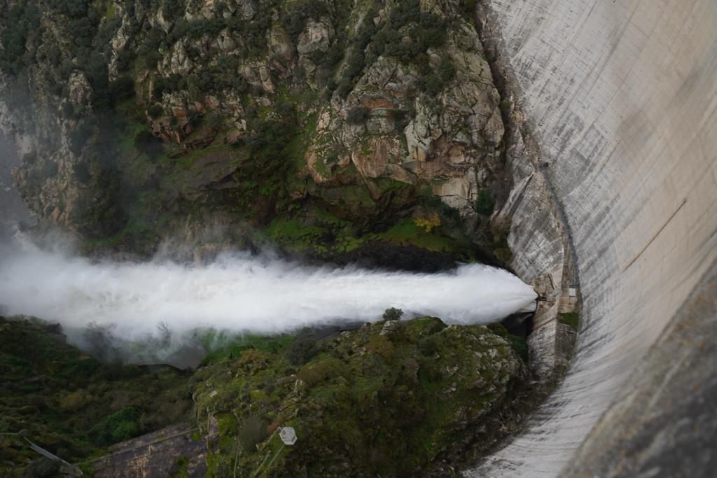 GALERÍA | Las impresionantes imágenes de la suelta artificial de caudal desde la presa de Almendra