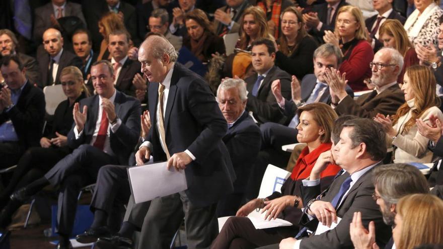 La Audiencia obliga a García Castellón a citar a Cospedal para determinar si &quot;personas vinculadas al PP&quot; presionaron al abogado de Bárcenas