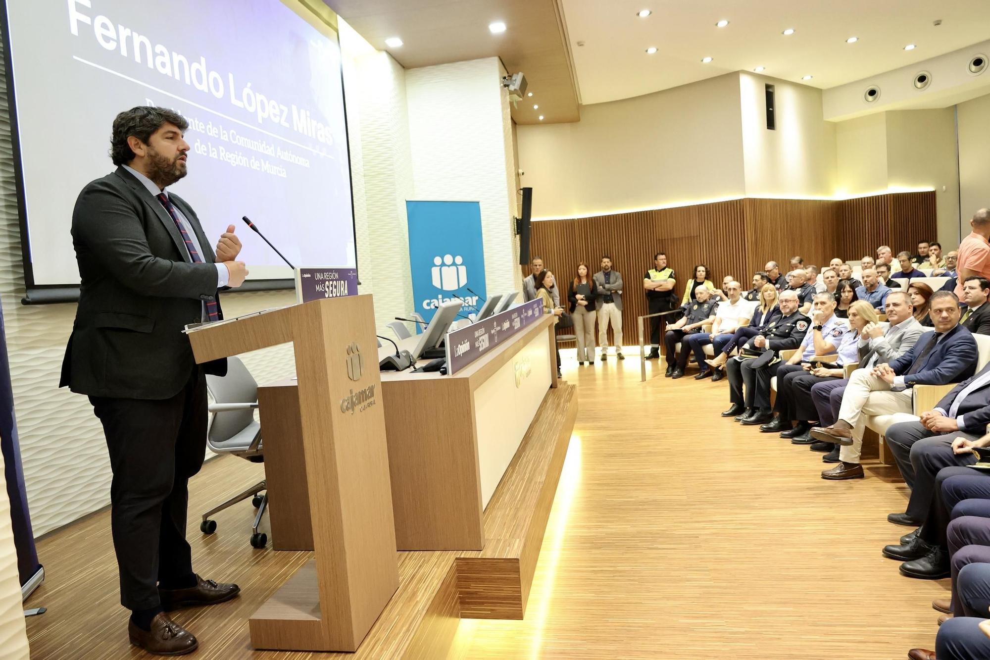 El Foro 'Una Región Más Segura', en imágenes