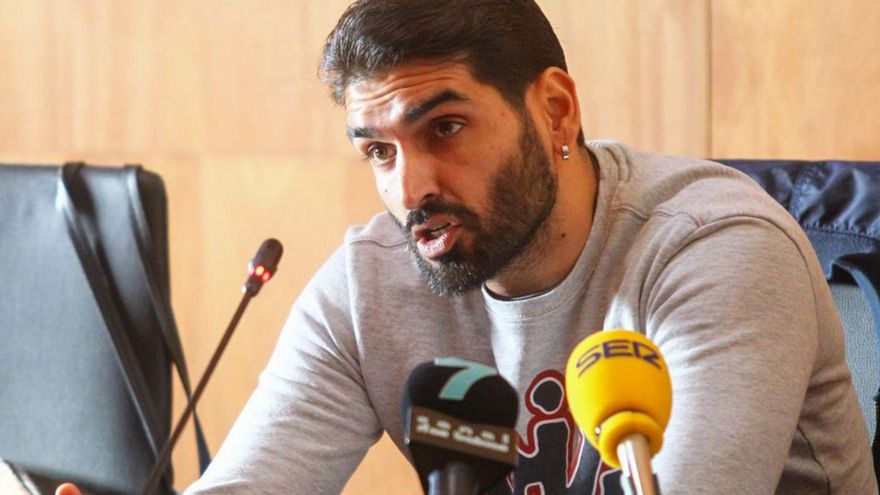El PP de A Illa afirma que el bipartito «tuvo que recular» con las nuevas tasas