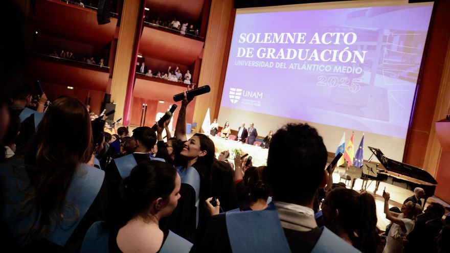Acto de Graduación 2025 de la Universidad del Atlántico Medio - UNAM