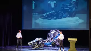 Els Dynamics corren a Montmeló amb cotxe elèctric per primer cop