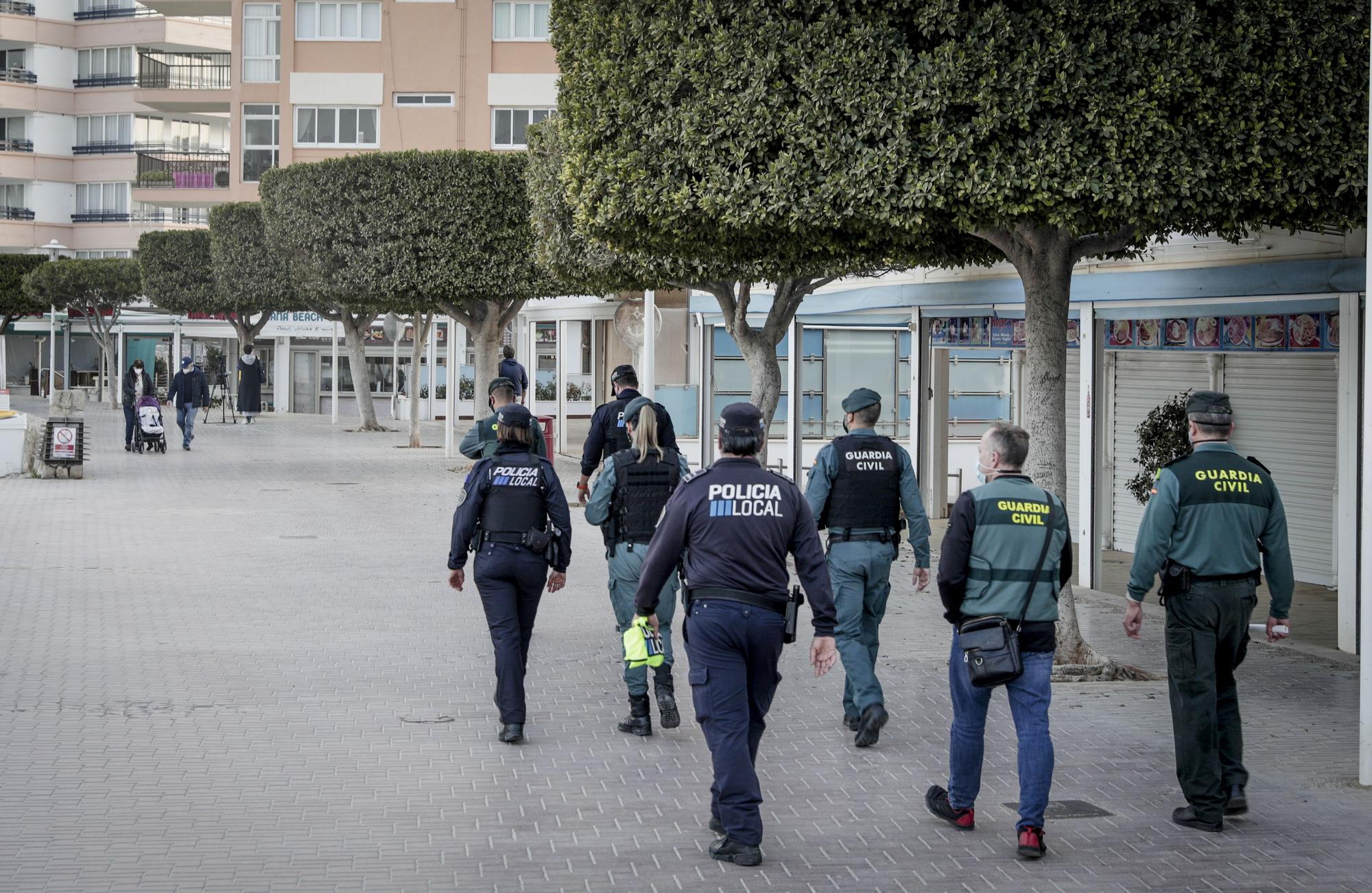 Desescalada de la tercera ola del coronavirus en Mallorca: Policía y Guardia Civil intensifican los controles en playas, bares y carreteras